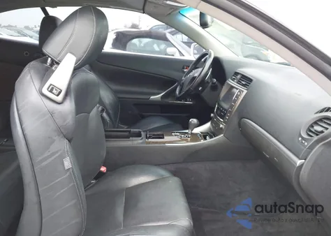 2014 Lexus Is 250C z USA, uszkodzony, nr VIN JTHFF2C2XE2531704